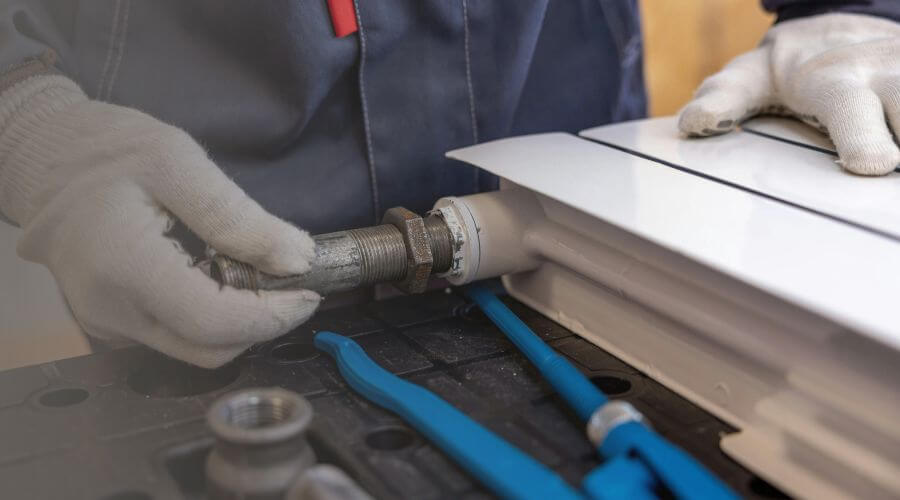 Burst Pipe Repair in Longview, IL